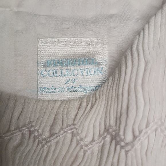 Edgehill Collection White Smocked Summer Dress Size 2T NWT - Picture 4 of 5